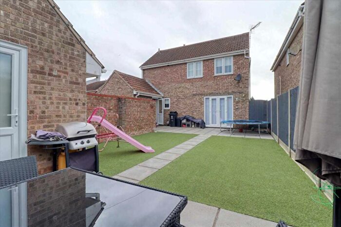 3 Bedroom Detached House For Sale In Lupin Way, Clacton On Sea, CO16