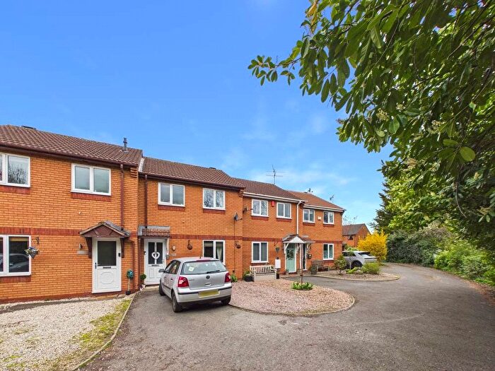 3 Bedroom Terraced House For Sale In Brimstone Close, Worcester, Worcestershire, WR5