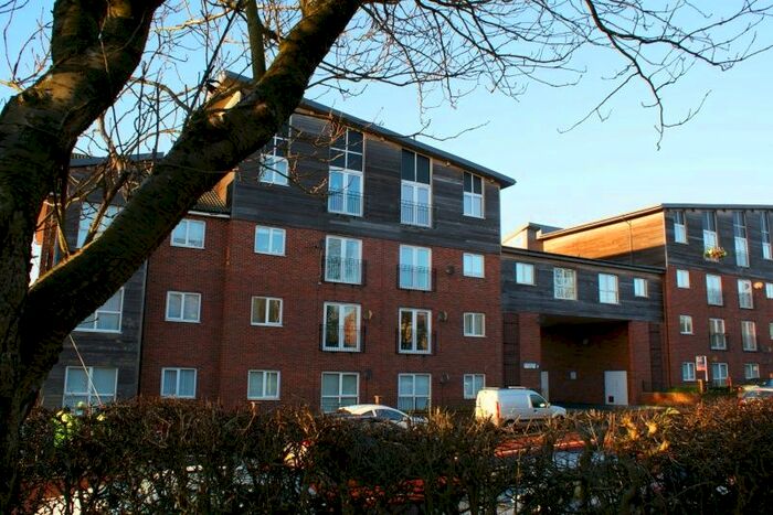 2 Bedroom Flat To Rent In Blacklock Close, Low Fell, Low Fell, NE9