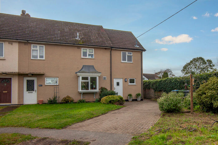 4 Bedroom Semi-Detached House For Sale In Watson Way, Alderton, IP12