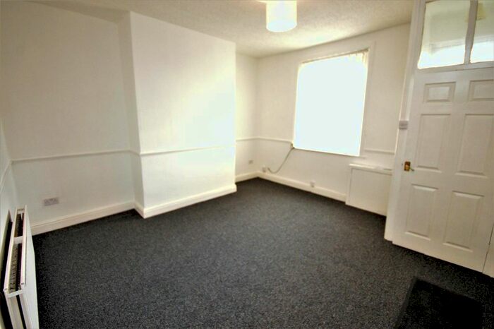 2 Bedroom Terraced House To Rent In Huxley Street, Oldham OL4