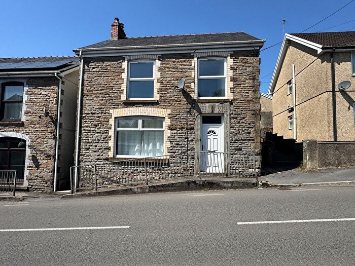 3 Bedroom Detached House For Sale In Station Road, Upper Brynamman, Ammanford, Carmarthenshire., SA18