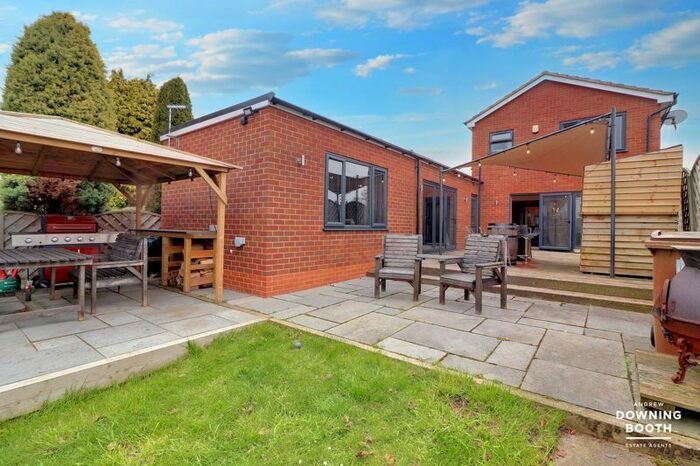 4 Bedroom Detached House For Sale In Leomansley View, Lichfield, WS13