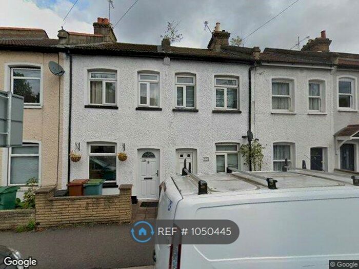 3 Bedroom Terraced House To Rent In Collingwood Road, Sutton, SM1