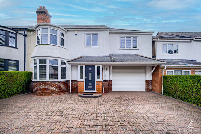 5 Bedroom Semi-Detached House For Sale In Balden Road, Harborne, B32
