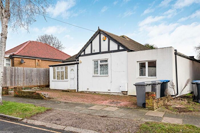 3 Bedroom Detached Bungalow For Sale In Repton Avenue, Wembley, HA0
