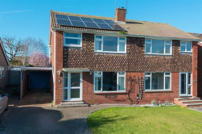 3 Bedroom Semi Detached House For Sale In Western Avenue, Bridge, CT4