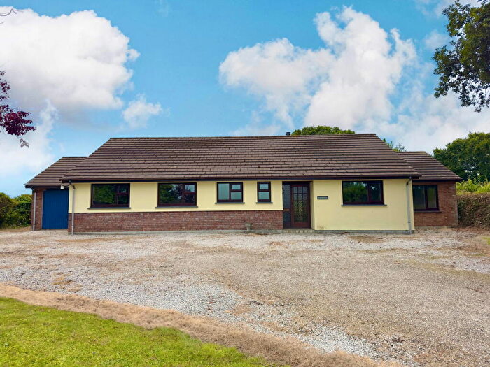 4 Bedroom Detached Bungalow For Sale In Marshall Road, Nanstallon, PL30