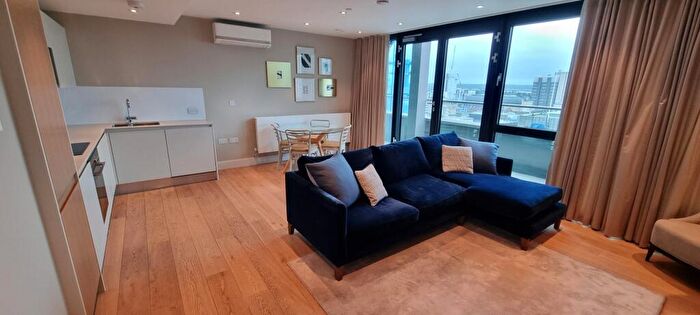 2 Bedroom Penthouse To Rent In Quarters Apartments, Wellesley Road, Croydon, CR0