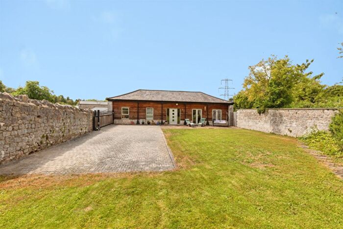 4 Bedroom Detached House For Sale In Fernhill, Almondsbury, Bristol, BS32