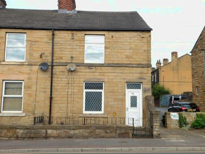 3 Bedroom End Of Terrace House To Rent In Huddersfield Road, Birstall, Batley, WF17