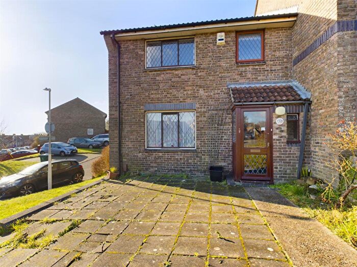 3 Bedroom End Of Terrace House To Rent In Thompson Road, Brighton, East Sussex, BN1