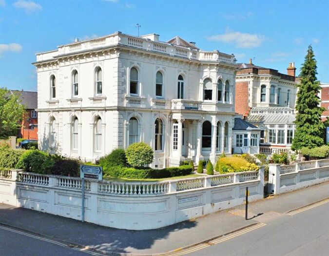 3 Bedroom Apartment For Sale In Regency Mews, Eastfield Road, Leamington Spa, CV32