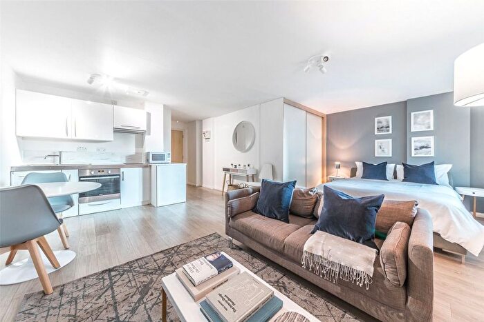 Studio For Sale In Hanover House, Vauxhall, London, SW8