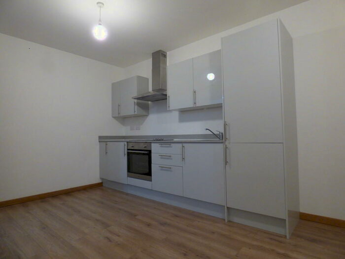 1 Bedroom Apartment To Rent In The Quadrant, SN5