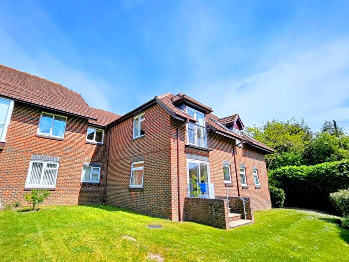 2 Bedroom Retirement Property For Sale In Sharon Road, West End, Southampton, SO30