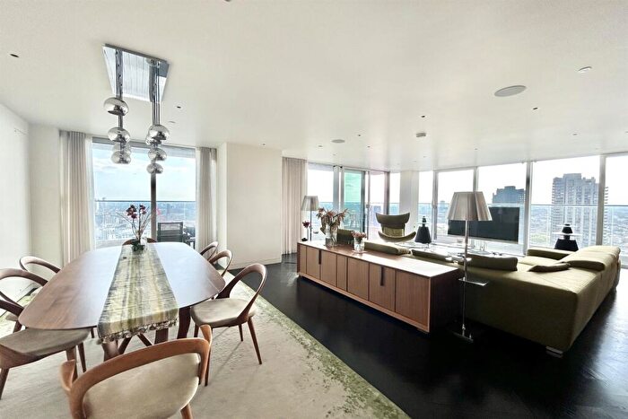 3 Bedroom Apartment To Rent In , City Of London, EC2Y