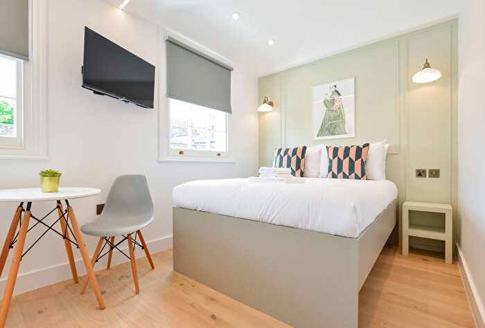 Studio To Rent In Room, Star Street, Paddington, W2