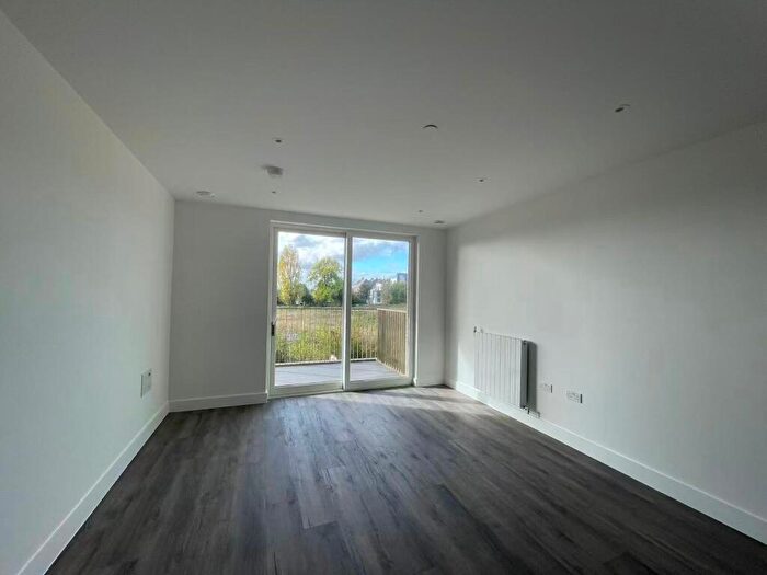 1 Bedroom Flat To Rent In Batchford House, Moorehead Way, SE3