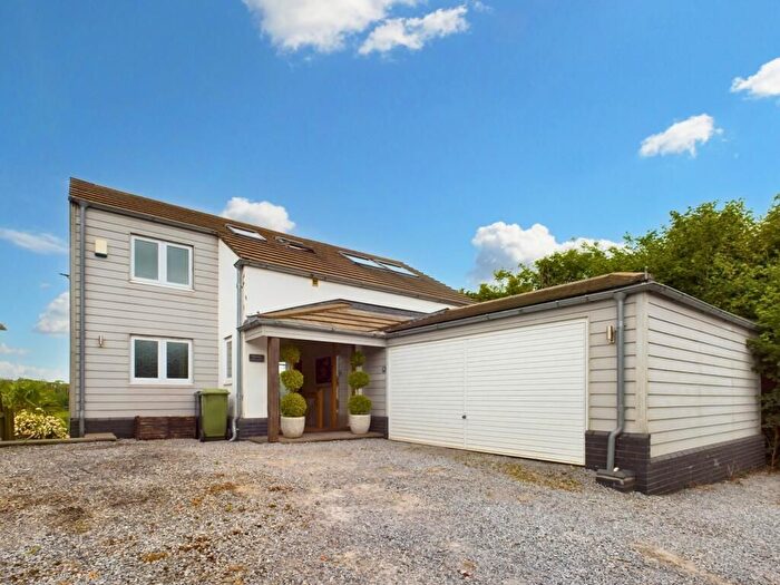 4 Bedroom Detached House For Sale In Whilborough Road, Kingskerswell, Newton Abbot, TQ12