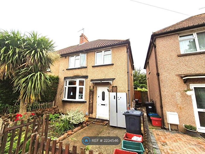 3 Bedroom Semi-Detached House To Rent In Vernon Road, Feltham, TW13