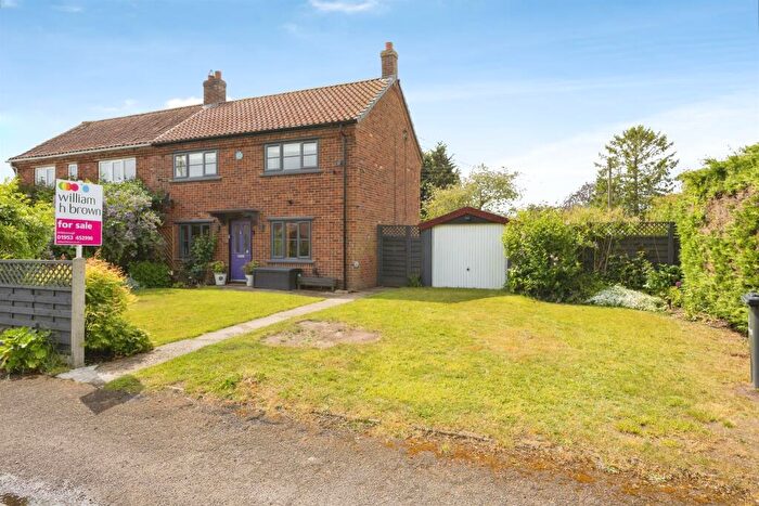 3 Bedroom Semi-Detached House For Sale In St. Andrews Close, Old Buckenham, Attleborough, NR17