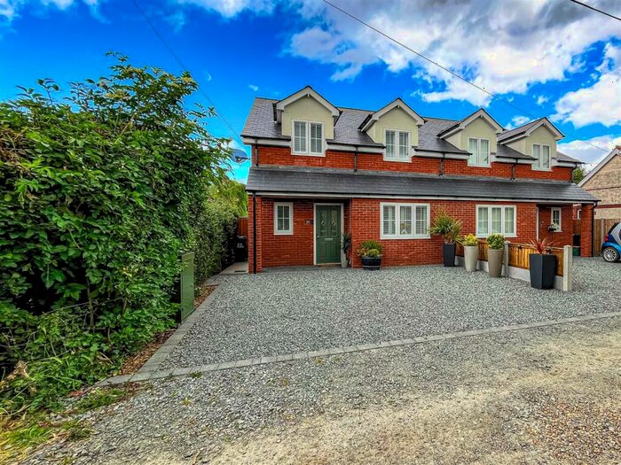 3 Bedroom Semi-Detached House For Sale In Chapel Lane, Tillingham, Southminster, CM0