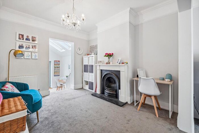 4 Bedroom Terraced House To Rent In White Hart Lane, SW13