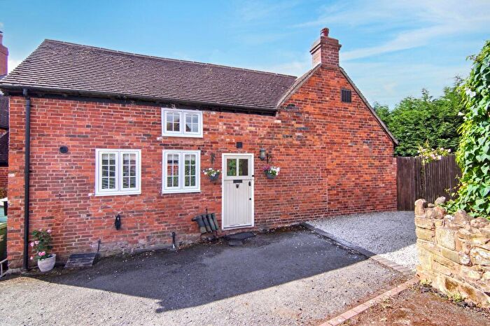 2 Bedroom Cottage For Sale In Coventry Road, Fillongley, CV7