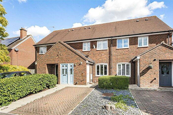 3 Bedroom Terraced House For Sale In Glimbers Grove, Chinnor, Oxfordshire, OX39