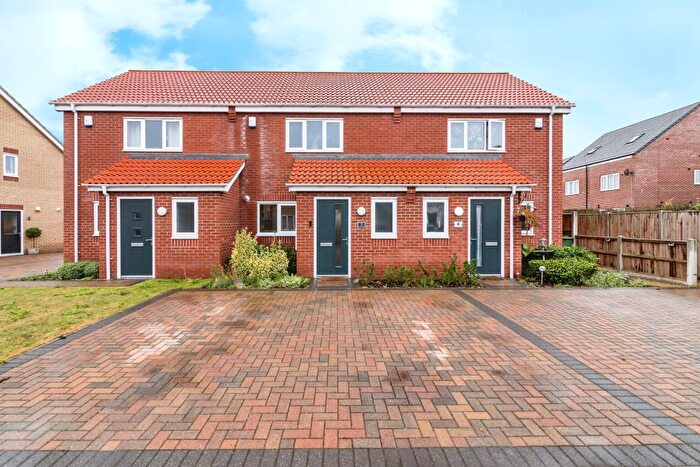 2 Bedroom Terraced House For Sale In Pightle Close, Bradwell, Great Yarmouth, NR31