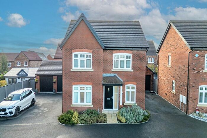 4 Bedroom Detached House To Rent In Rose Way, NG12