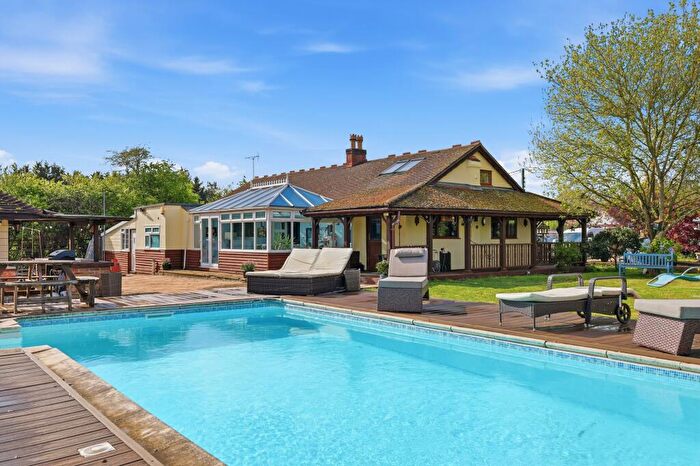 4 Bedroom Semi-Detached House For Sale In The Retreat, Oak Road, Crays Hill, Essex, CM11