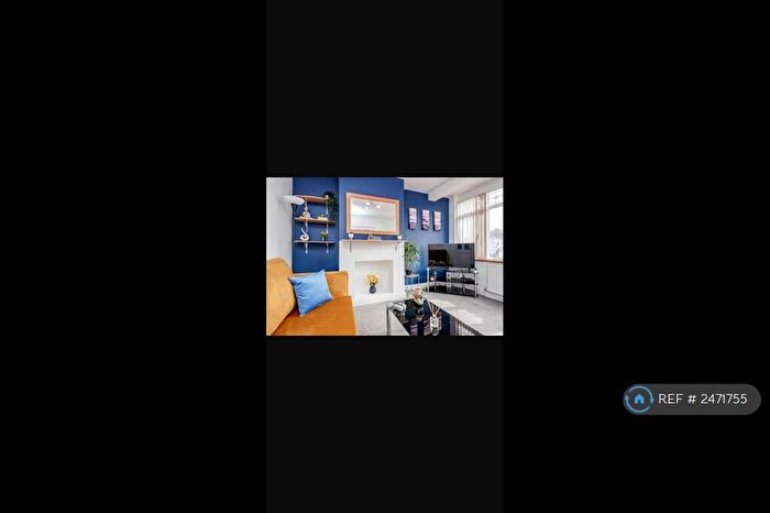 3 Bedroom Terraced House To Rent In Stanford Road, Luton, LU2