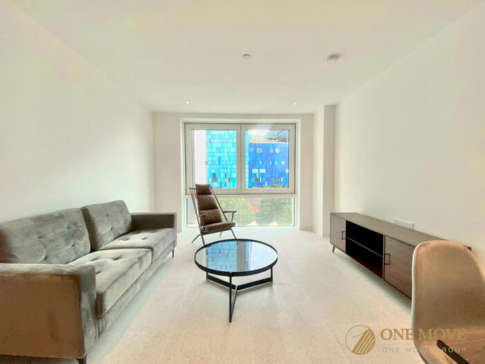 2 Bedroom Flat To Rent In Cendal Crescent, London, E1