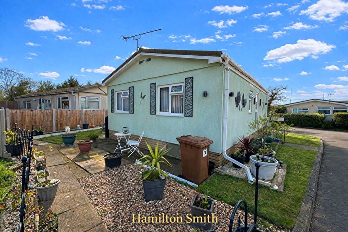 2 Bedroom Park Home For Sale In Chalk Hill Lane, Great Blakenham, IP6