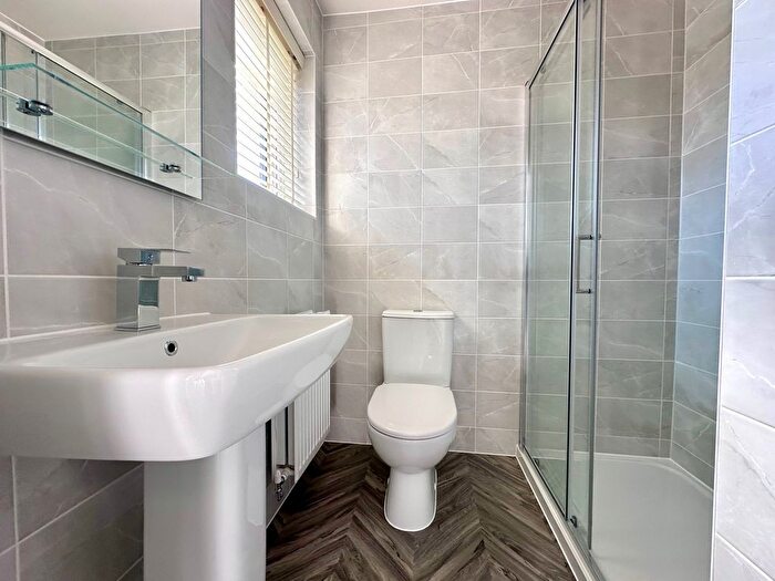 4 Bedroom Property To Rent In Down House Drive, Cambridge, CB3