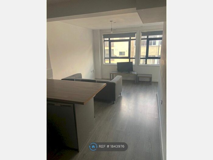 2 Bedroom Flat To Rent In London Road, Liverpool, L3