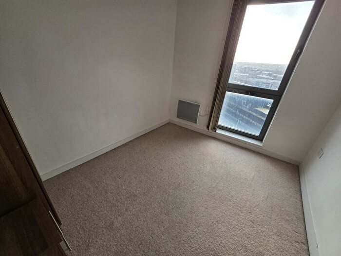 2 Bedroom Flat For Sale In Echo Central, Cross Green Lane, Leeds, West Yorkshire, LS9