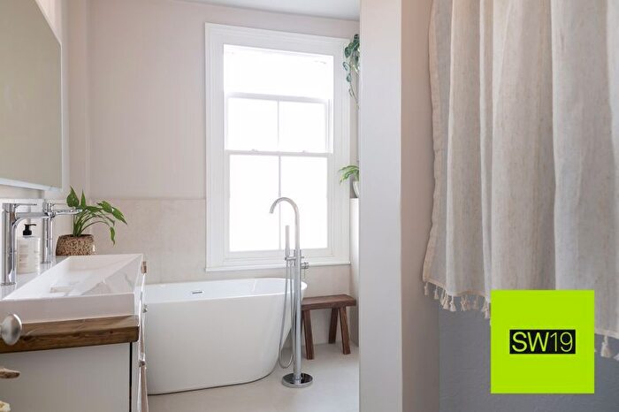 3 Bedroom Terraced House For Sale In Devonshire Road, Colliers Wood, London, SW19