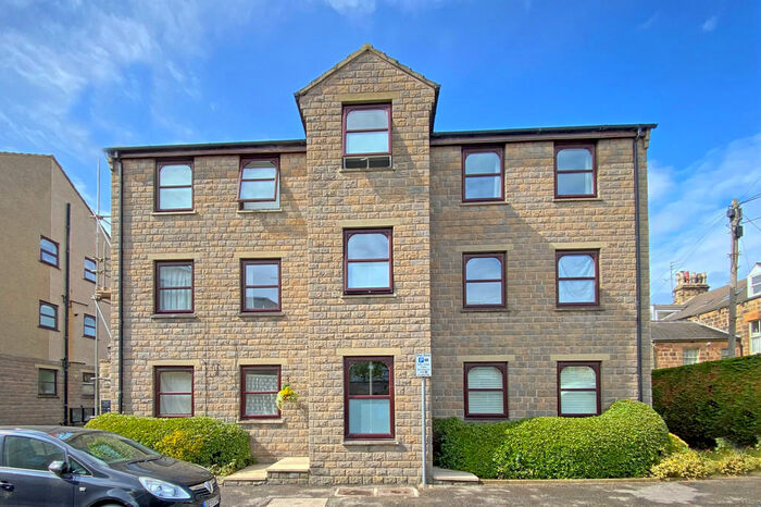 2 Bedroom Apartment To Rent In Trafalgar Road, Harrogate, HG1