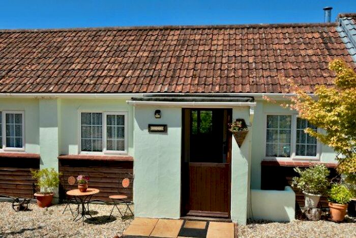 2 Bedroom Cottage To Rent In Blackborough, Cullompton, EX15