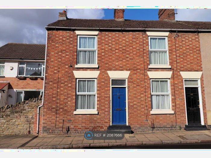 2 Bedroom End Of Terrace House To Rent In High Street, Northampton, NN2