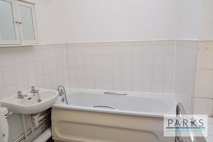 Apartment To Rent In Russell Mews, Russell Square, Brighton, East Sussex, BN1