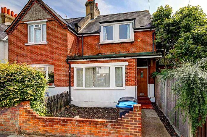 4 Bedroom Terraced House To Rent In Portland Road, KT1