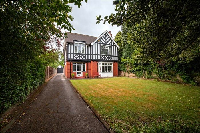 4 Bedroom Detached House For Sale In Station Road, Sutton-in-Ashfield, Nottinghamshire, NG17