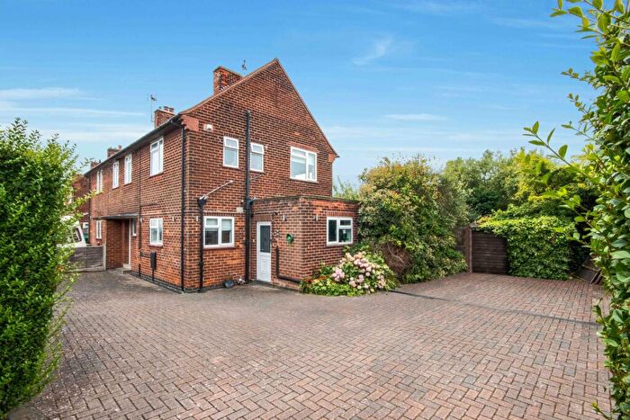 3 Bedroom Semi-Detached House For Sale In Gregory Avenue, Breaston, Derby, Derbyshire, DE72