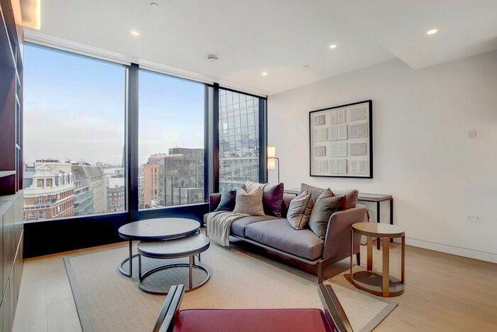 1 Bedroom Flat To Rent In Buckingham Gate, Westminster, SW1E