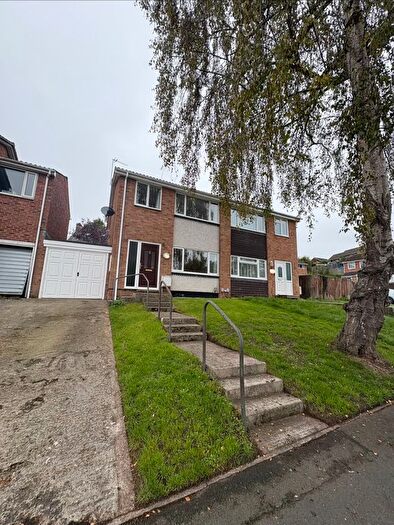 3 Bedroom Semi-detached House To Rent In Valleyside, Swindon, SN1