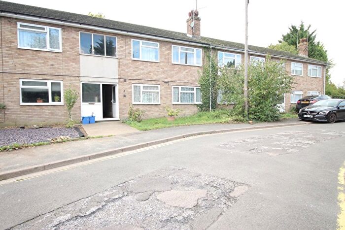 2 Bedroom Flat To Rent In Varna Close, Luton, LU3